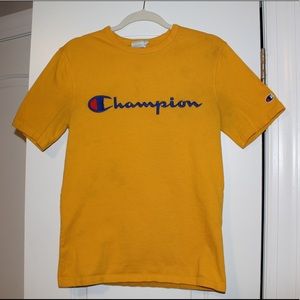 Champion T-shirt